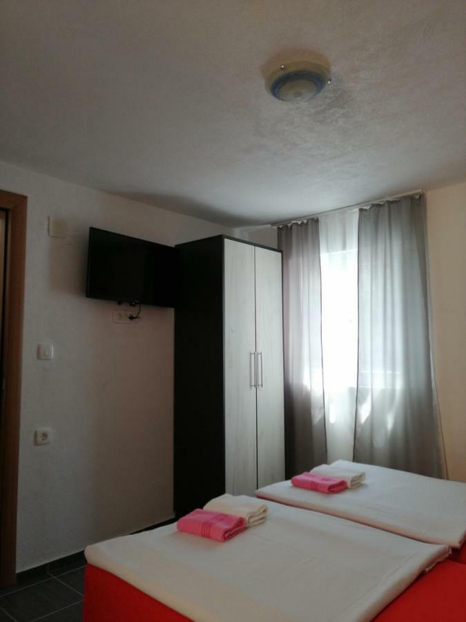 Sara Apartments Будва Екстериор снимка
